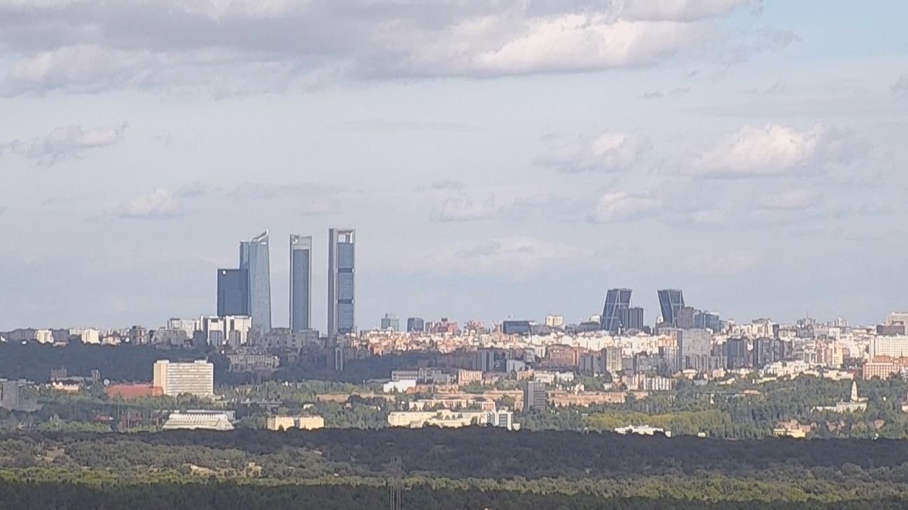 Cielo algo nuboso en Madrid
