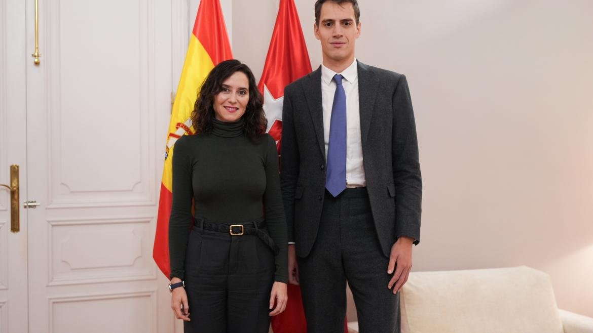 La presidenta Isabel Díaz Ayuso con la startup francesa Mistral