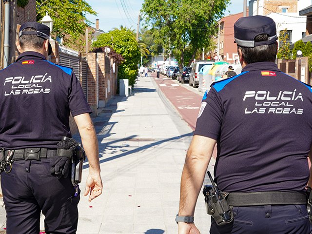Policía